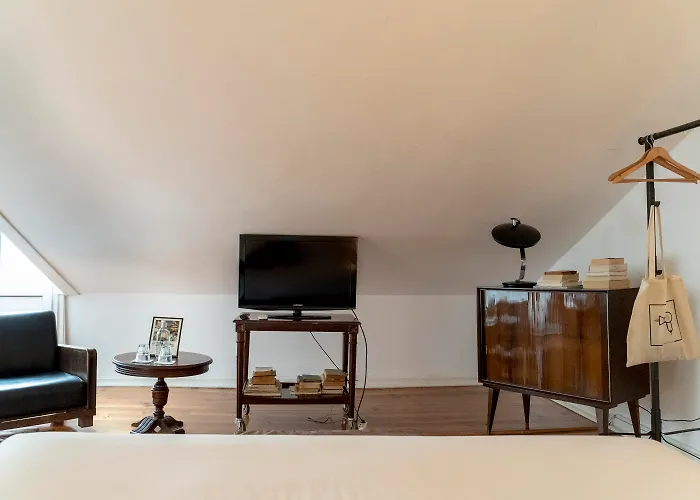 Hostel Independente Principe Real Lissabon